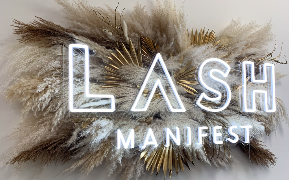 Pampas Wall Decor - The must have trend for beauty salons