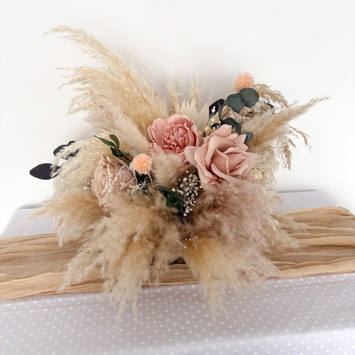 Wedding table centrepiece