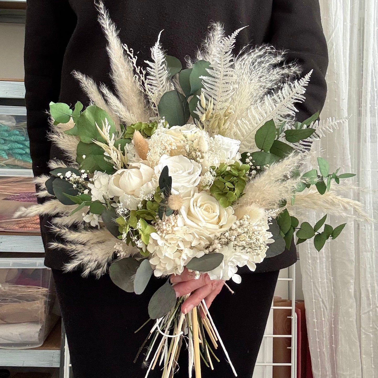 white and green bridal bouquet size guide