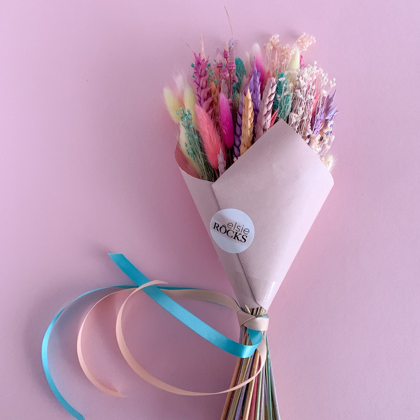 dried flowers for gifting pastel colours