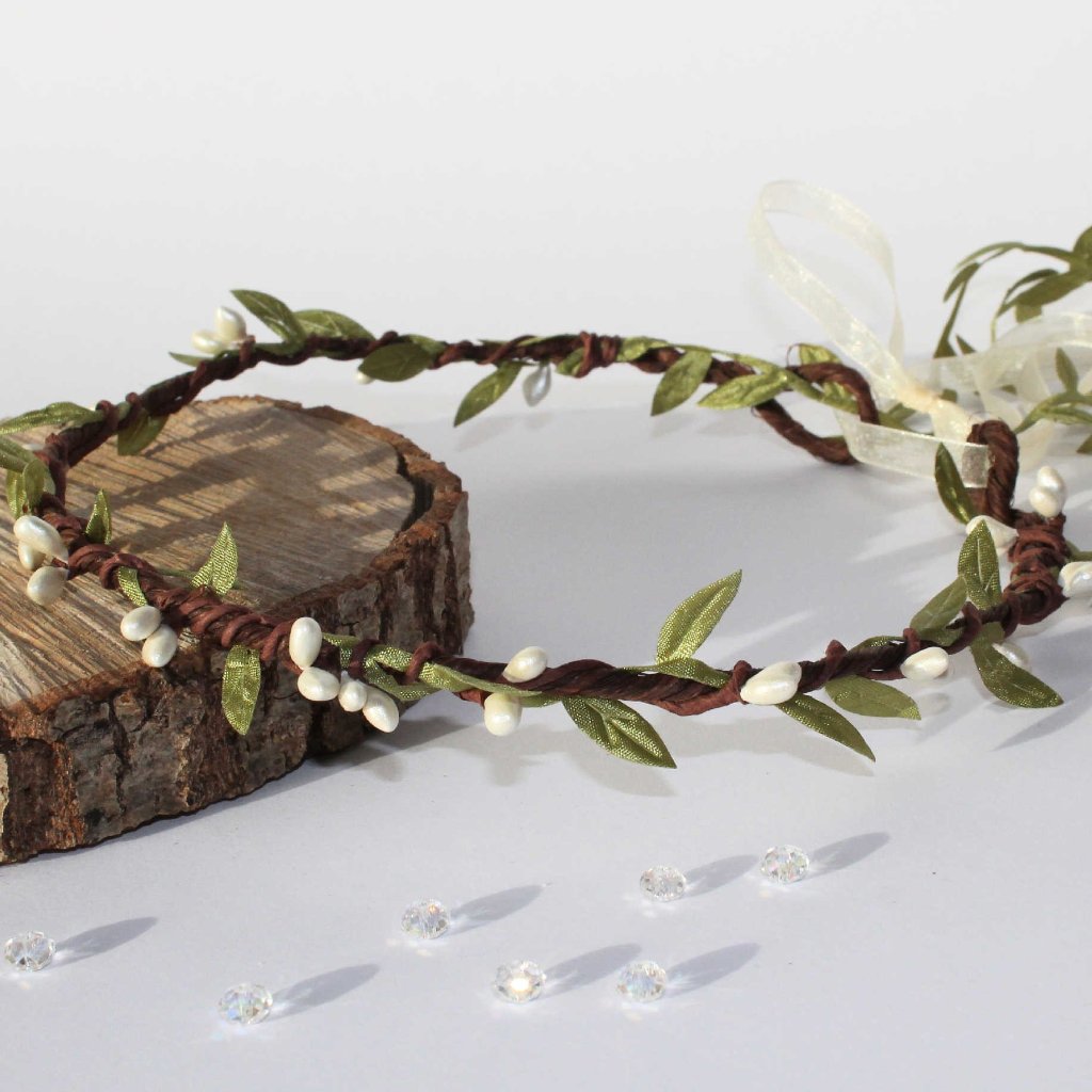 Wedding hair garland leafy