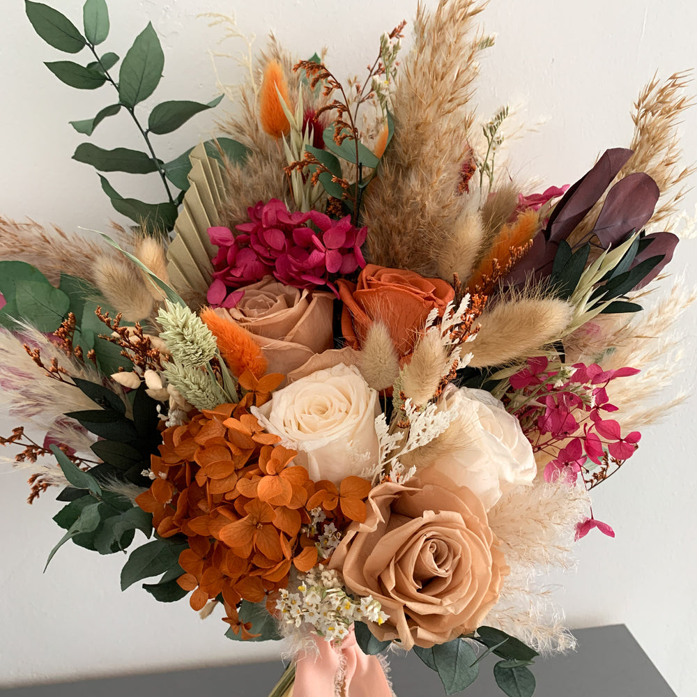 
                      
                        fall dried flower and pampas bridal bouquet
                      
                    