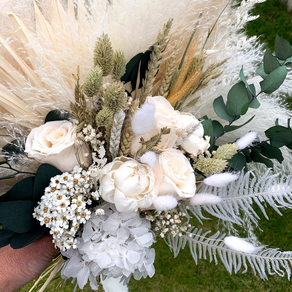 pampas dried flower wedding bouquet