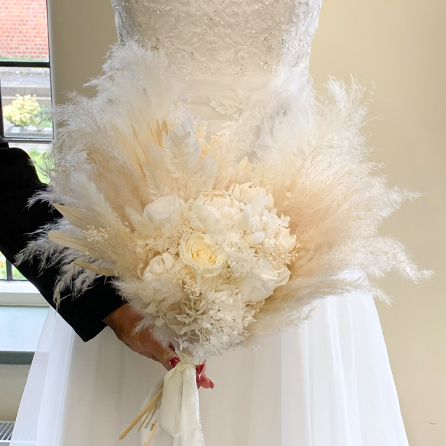 pampas bridal bouquet