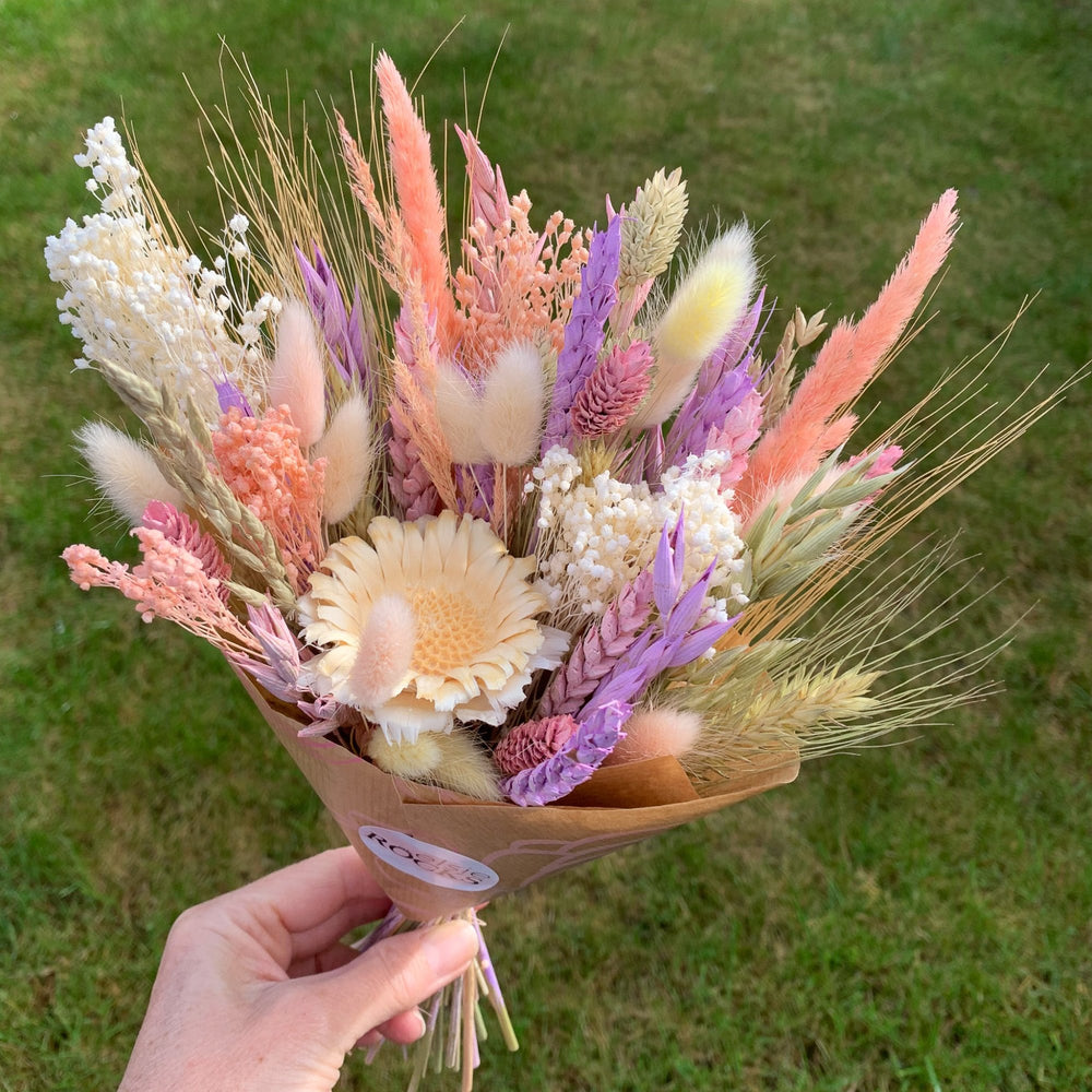 
                      
                        pretty pastel dried flower bouquet
                      
                    