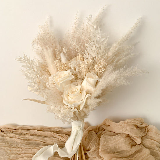 White Pampas wedding bouquet - Large