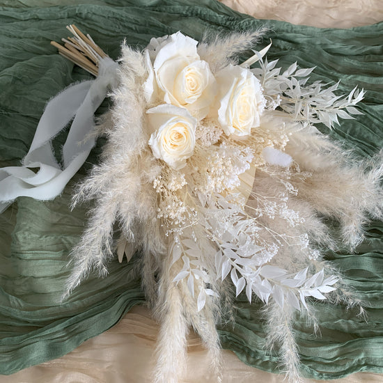 White Pampas wedding bouquet - Large