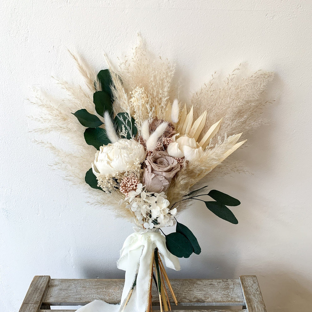 
                      
                        blush rose bridesmaid bouquet
                      
                    