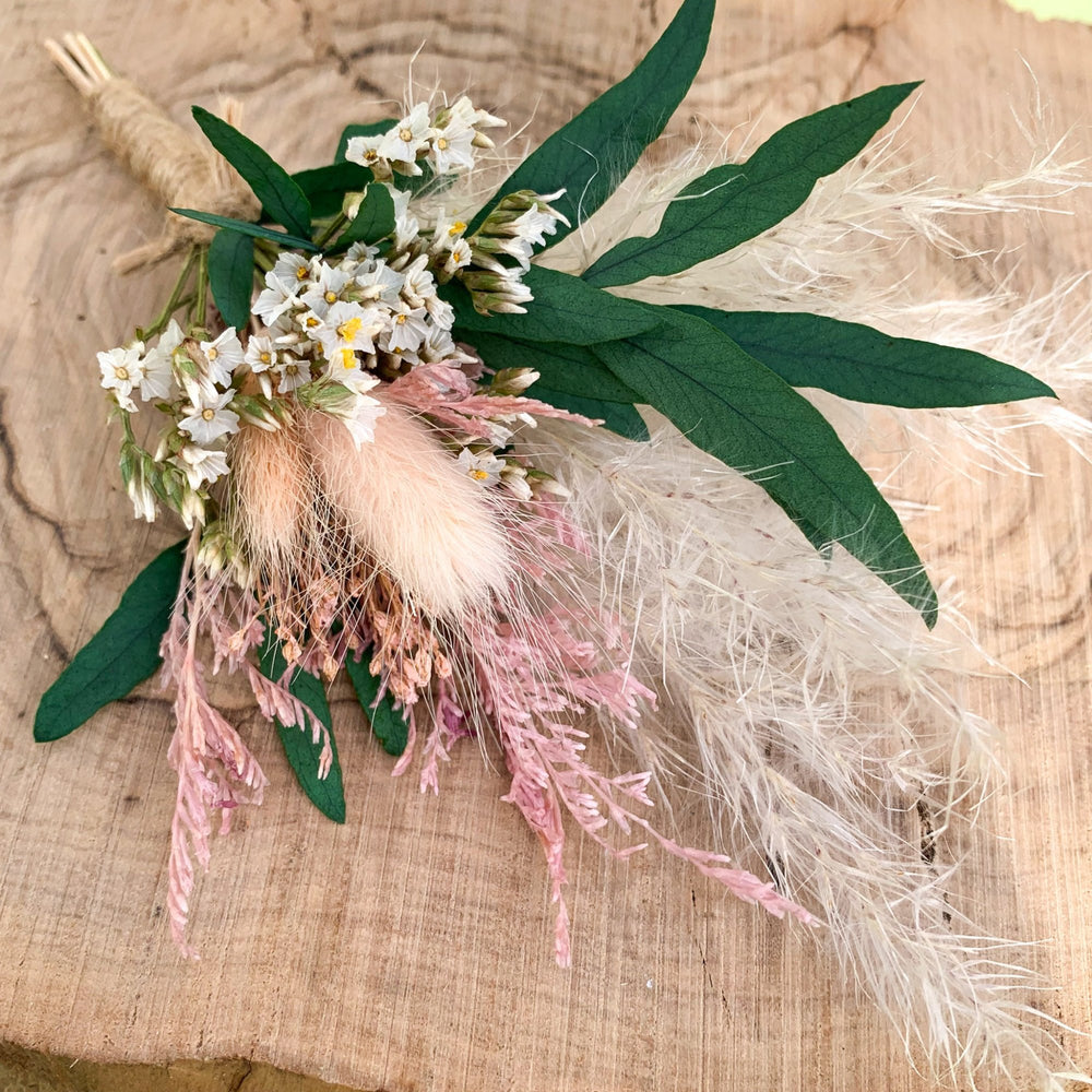 dried flower boutonniere