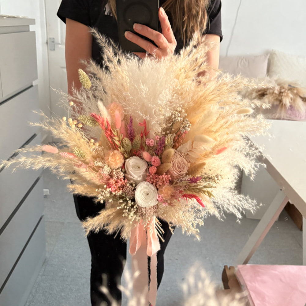 pampas grass wedding bouquet