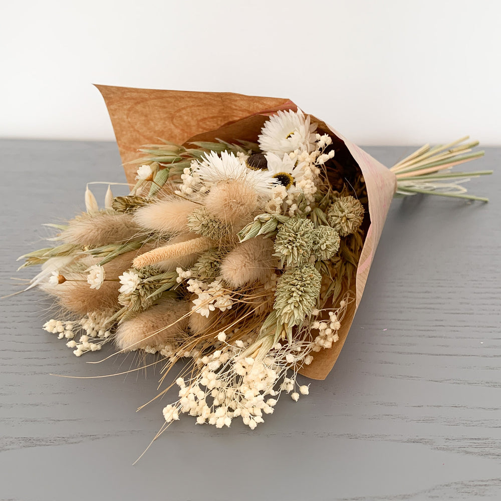 
                      
                        sage dried flower bouquet for gifting
                      
                    