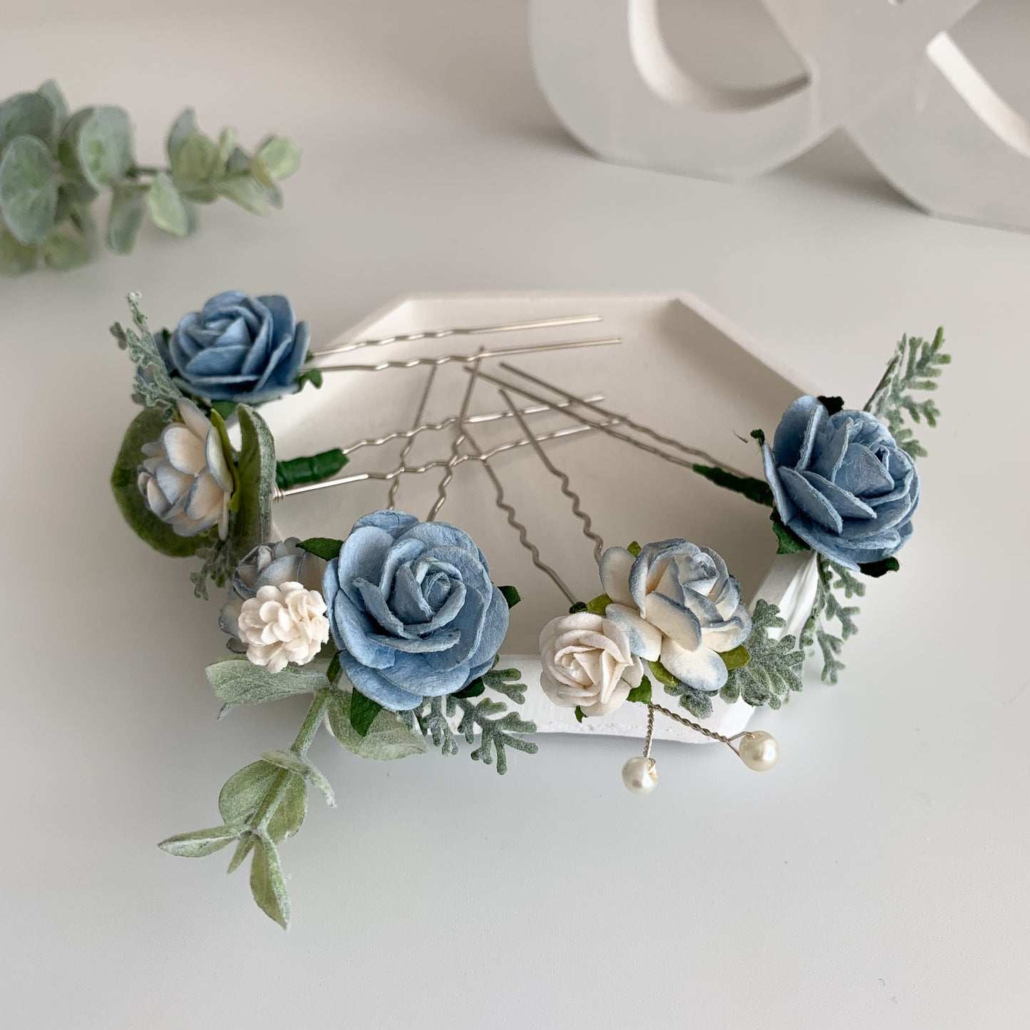 Load image into Gallery viewer, blue flower wedding hair pins
