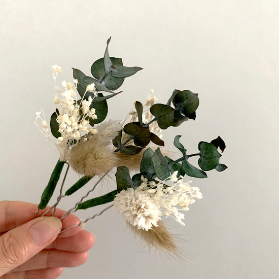 Natural dried flower hair pins