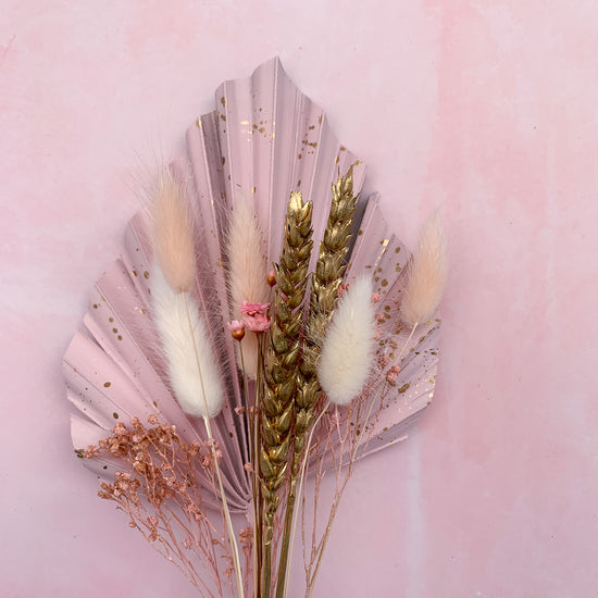 Pink fleck palm and dried flowers set